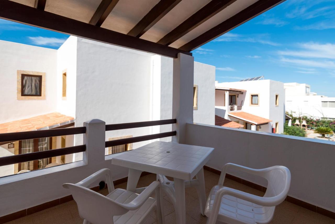 Apartamentos Mar Y Sal La Savina  Exteriör bild