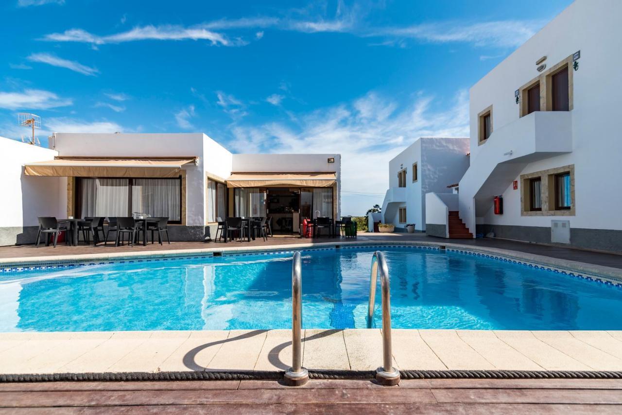 Apartamentos Mar Y Sal La Savina  Exteriör bild