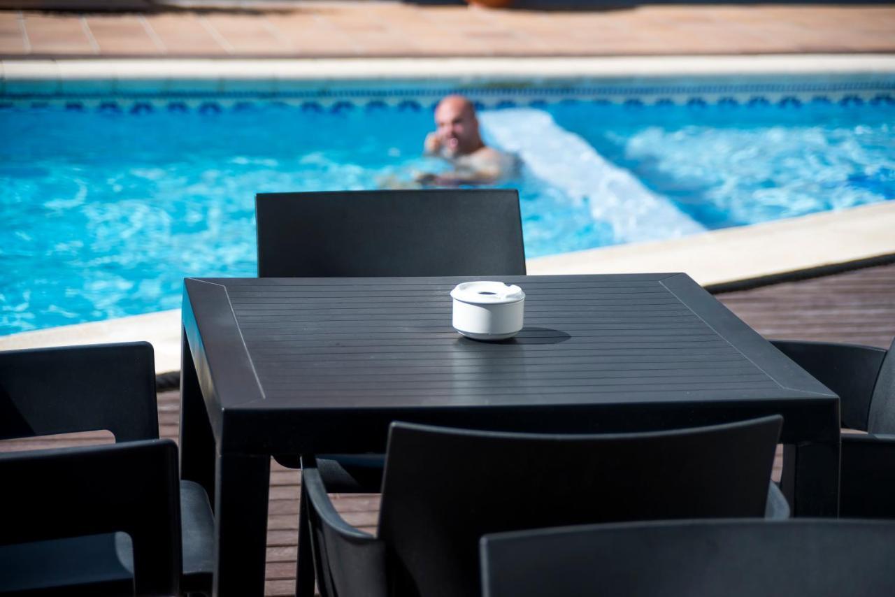 Apartamentos Mar Y Sal La Savina  Exteriör bild